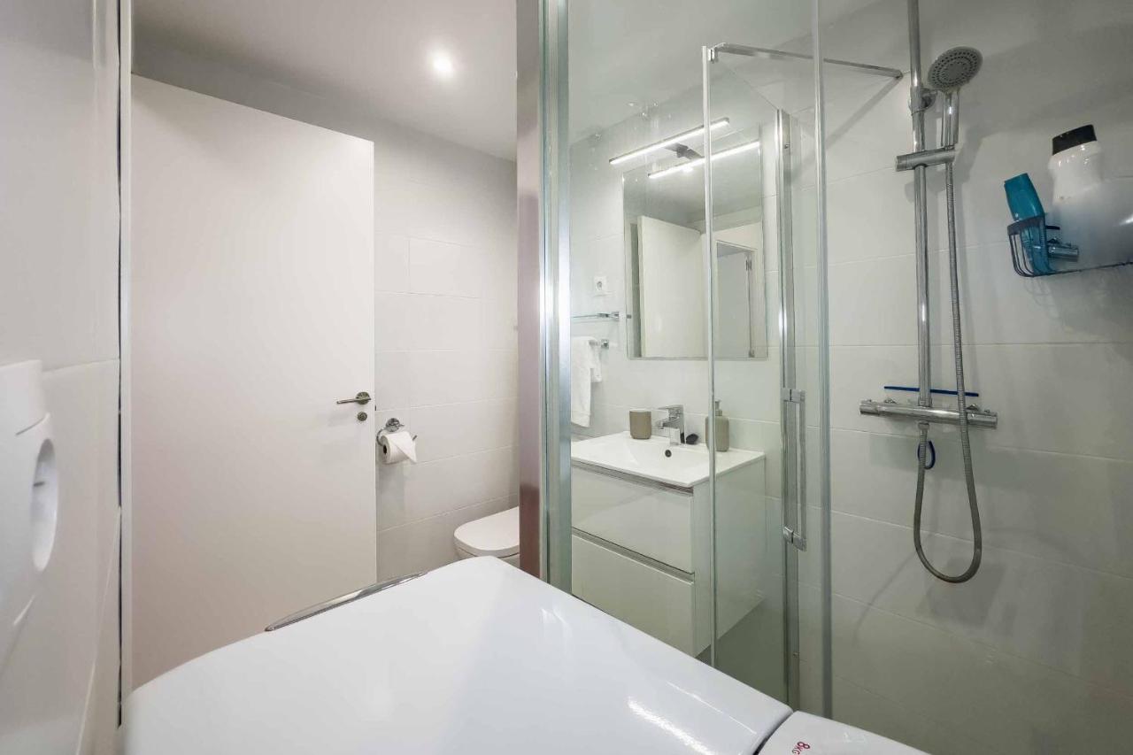 Apartamento Acogedor, Terraza, Piscina Y Mar 베날마데나코스타 외부 사진