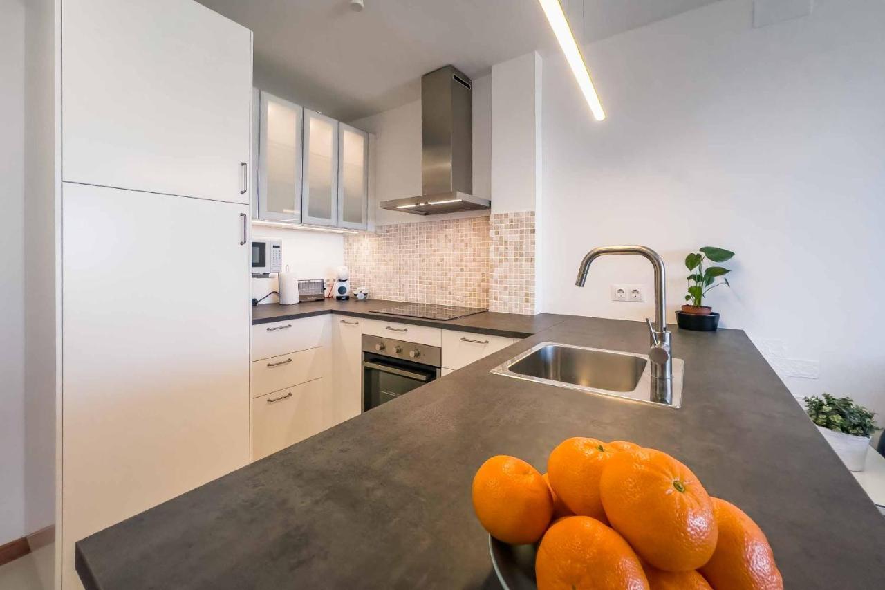Apartamento Acogedor, Terraza, Piscina Y Mar 베날마데나코스타 외부 사진