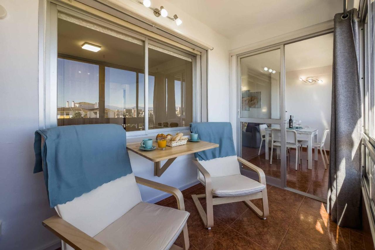 Apartamento Acogedor, Terraza, Piscina Y Mar 베날마데나코스타 외부 사진
